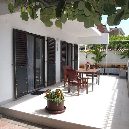 Apartman Materada Donato *