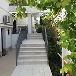 Apartment Materada Donato *